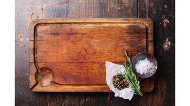 Mastering Kitchen Essentials: Choosing and Caring for Your Chopping Board